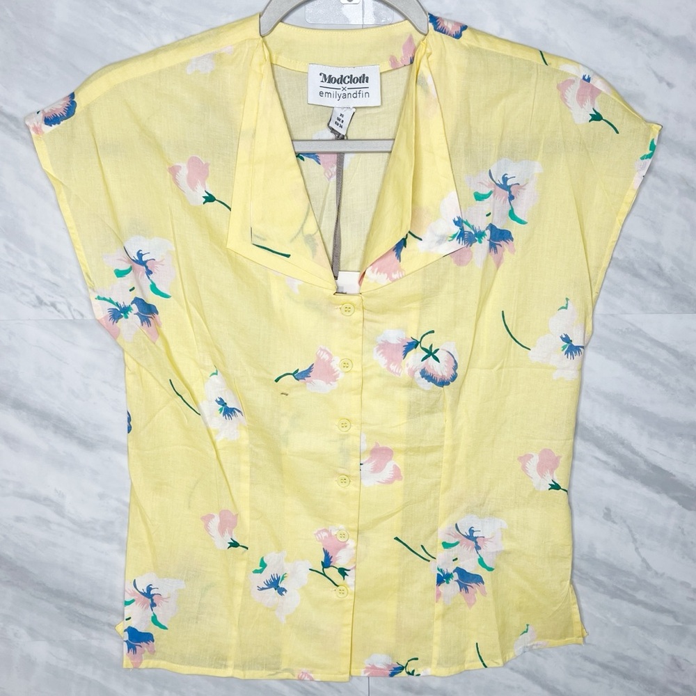 ModCloth x Emilyandfin Button Down Top XS NWT
